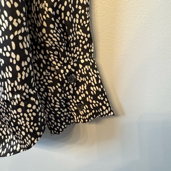 H&M Black and White Button Down Shirt size Small - Picture 9 of 12